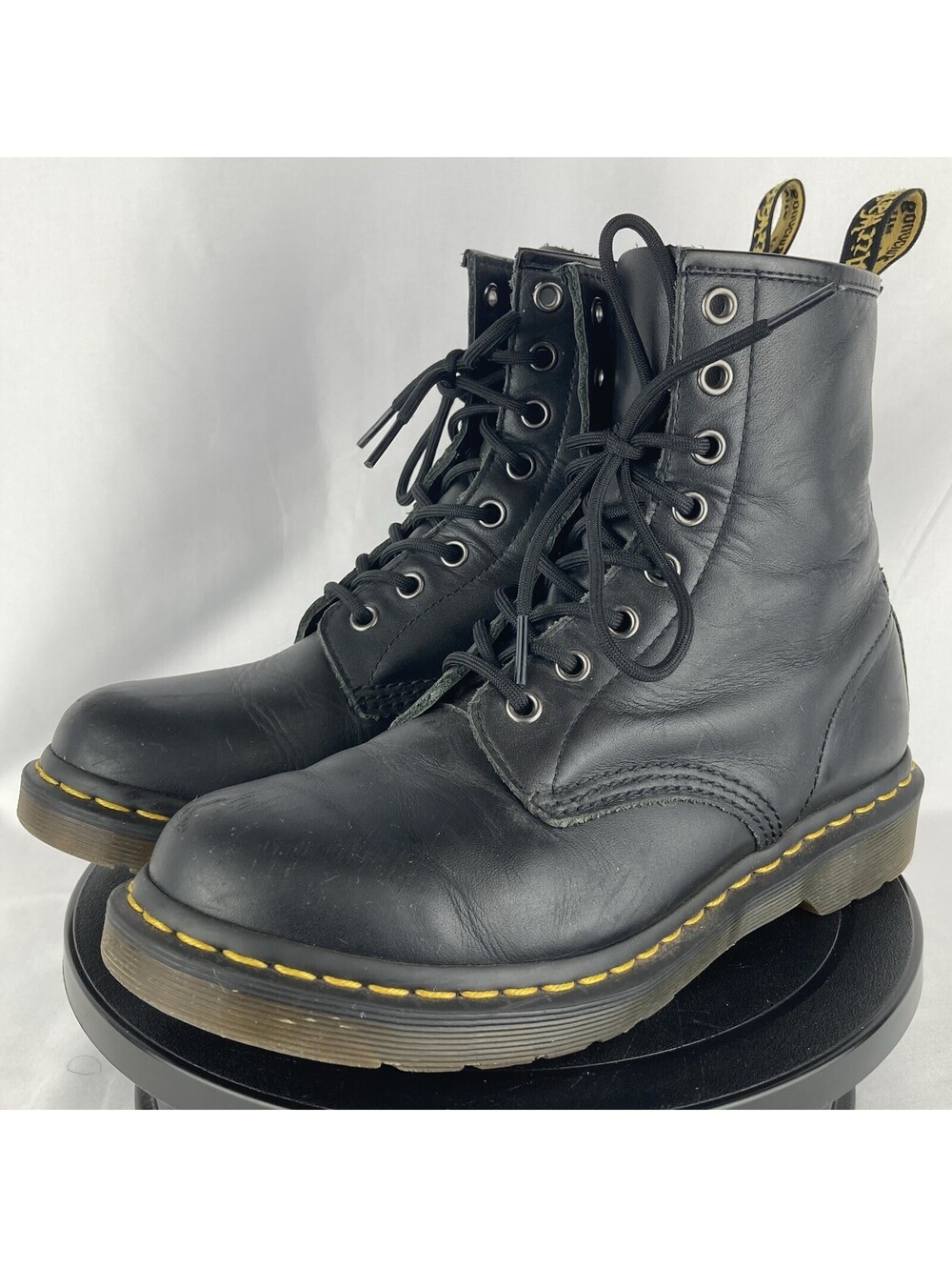 Women’s Size 8 Dr Martens 1460 Black Leather 8 Eye Lace Up Combat Boots 11821